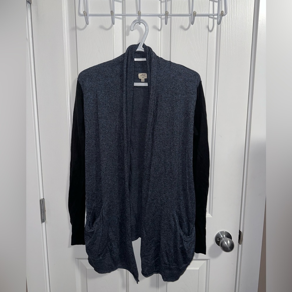 Aritzia Cardigan